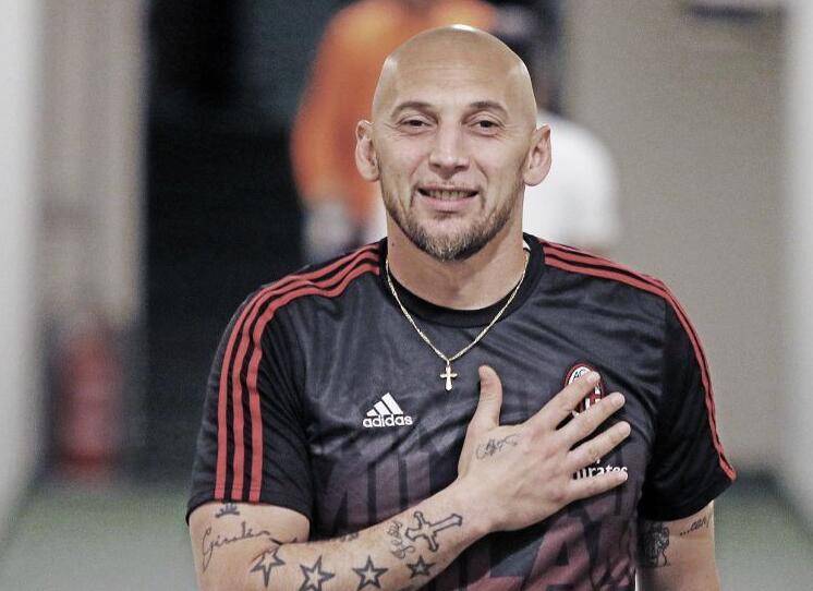 阿比亚蒂：巴黎欧冠的一半多功劳属于多纳鲁马 他被抛弃很疯狂