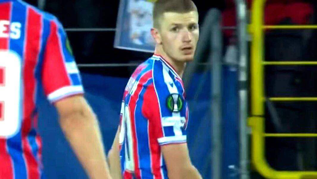 曼联有一君子协定可6500万签新卡里克！拜仁天才入传闻，偶像C罗